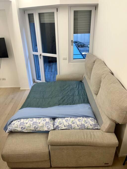 Modern Apartment - Walking Distance To Milan Central Station Extérieur photo